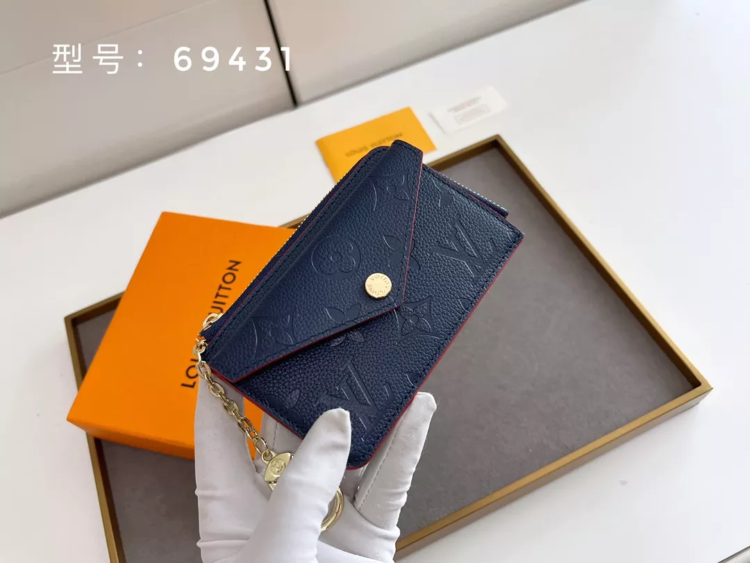 Resilient 9820 Louis Vuitton LV Card Case