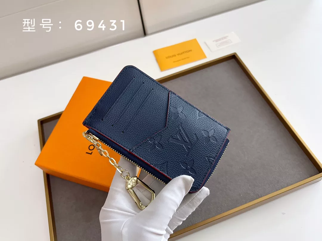 Resilient 9820 Louis Vuitton LV Card Case