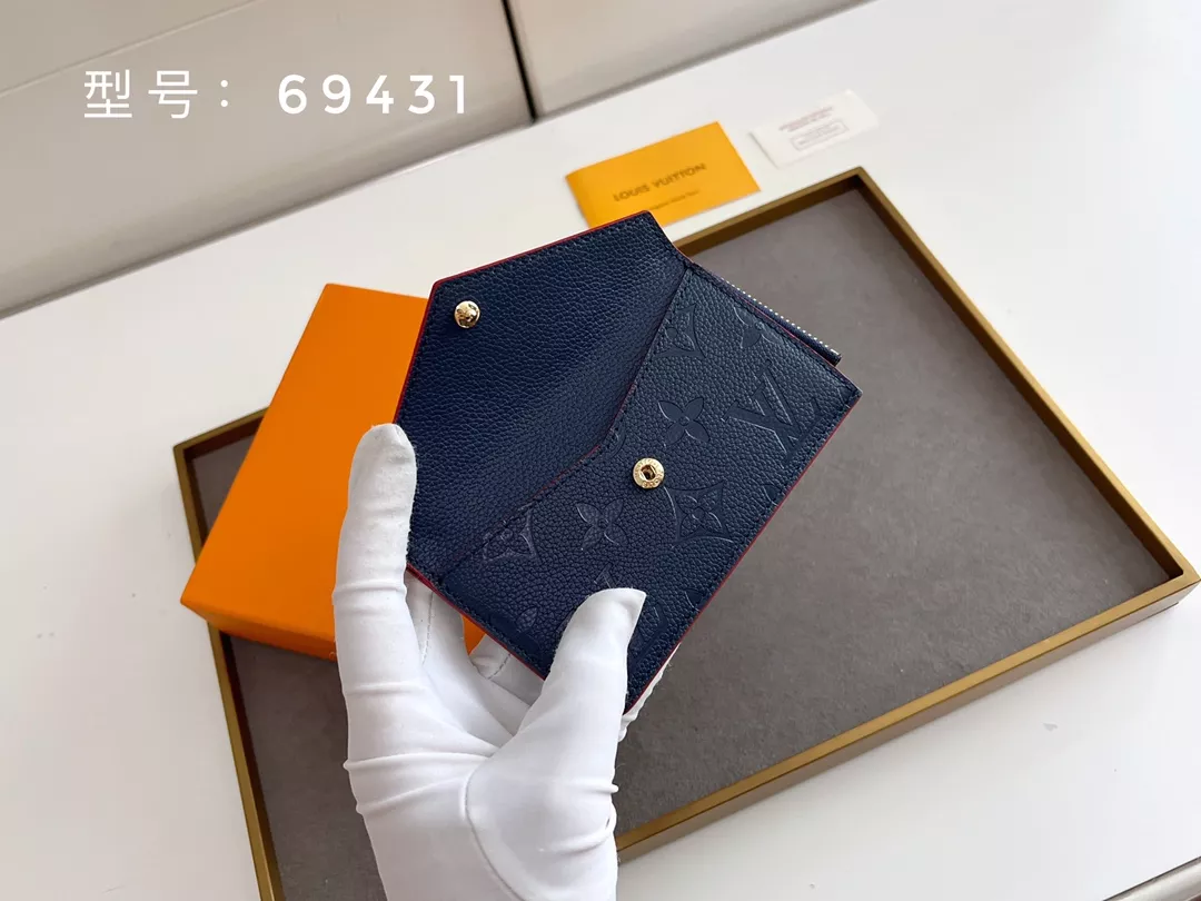 Resilient 9820 Louis Vuitton LV Card Case