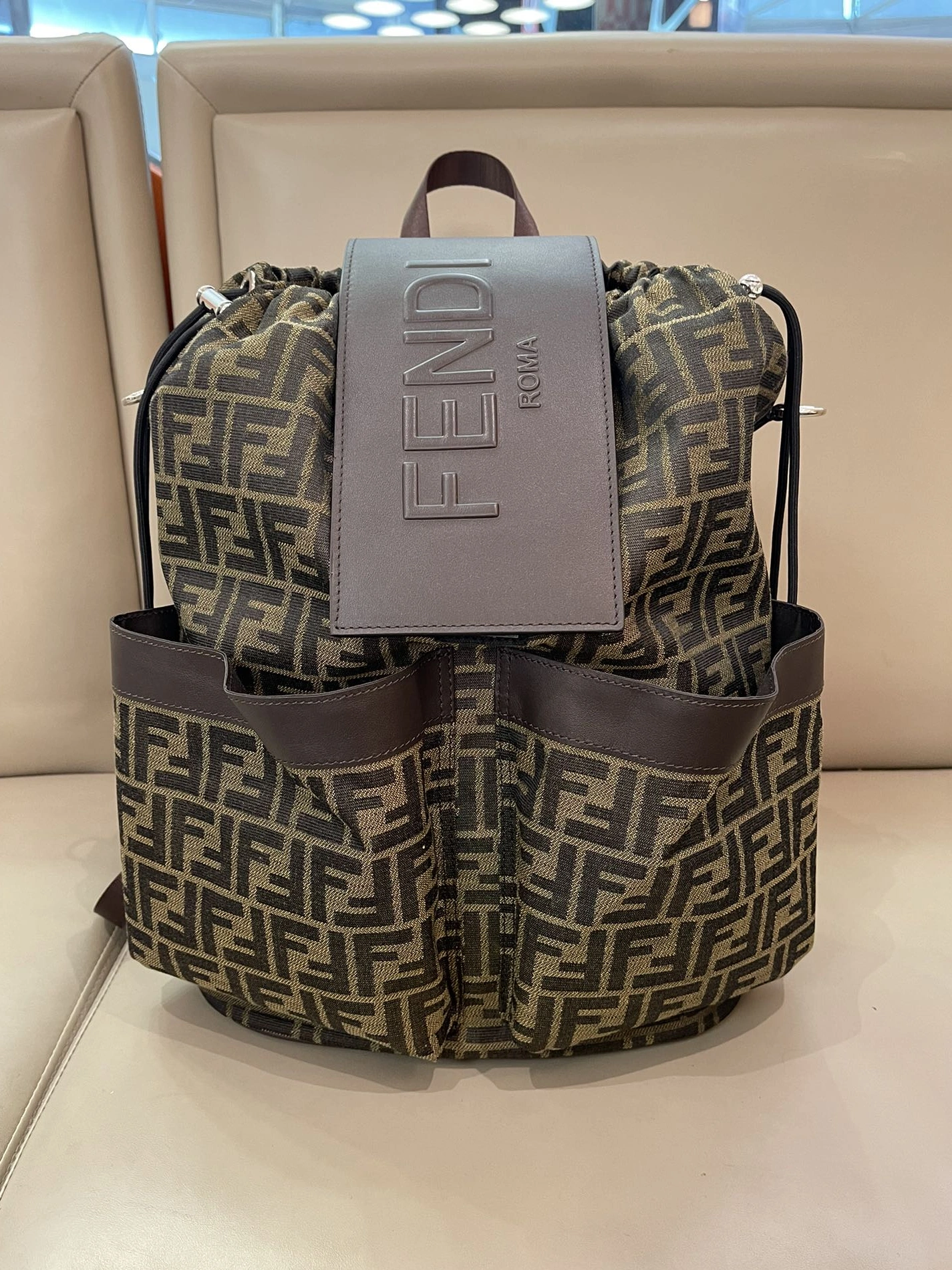 Resilient 9836 Fendi AAA Man Backpacks