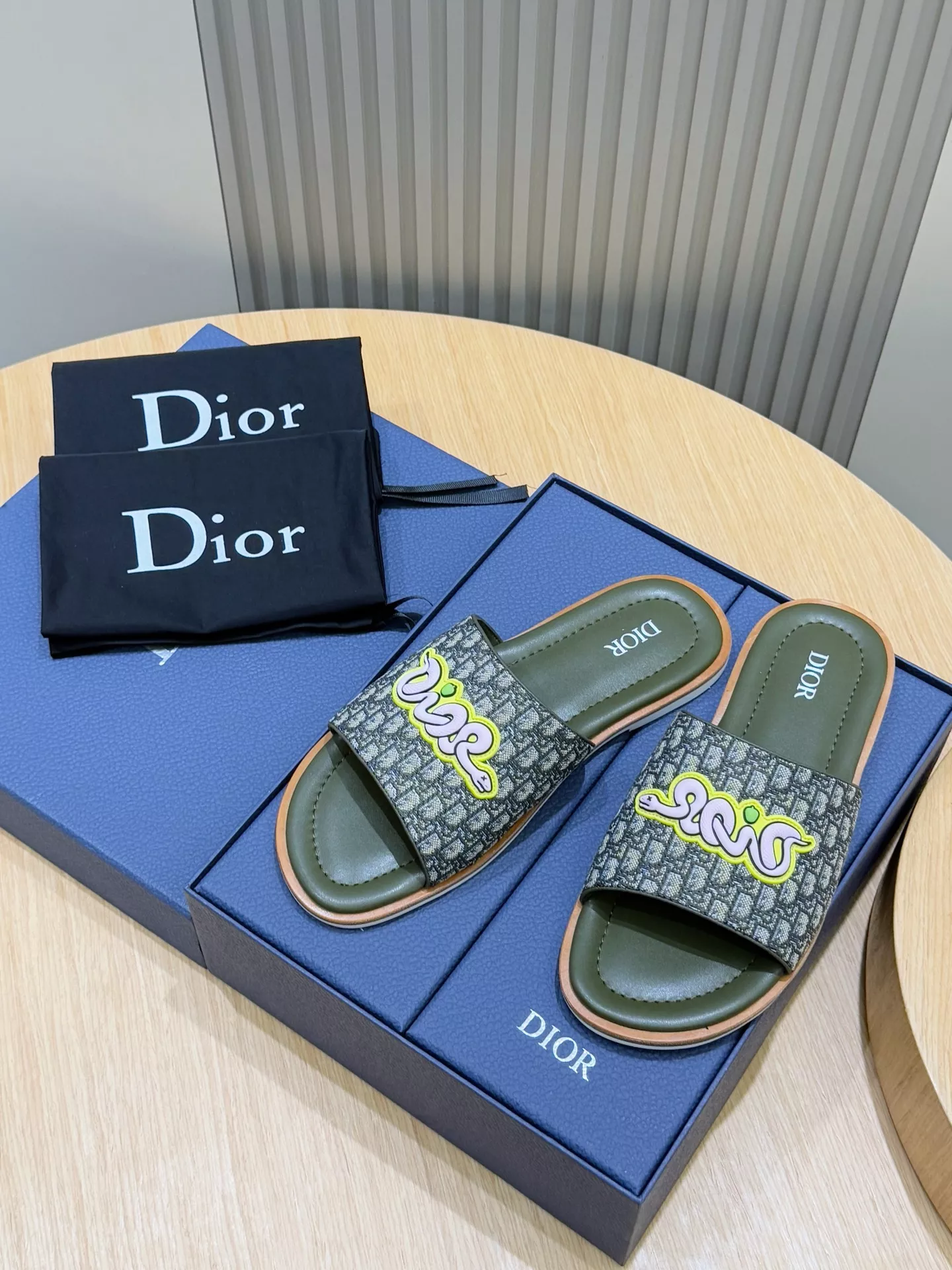 Resilient 991 Christian Dior Slippers For Men