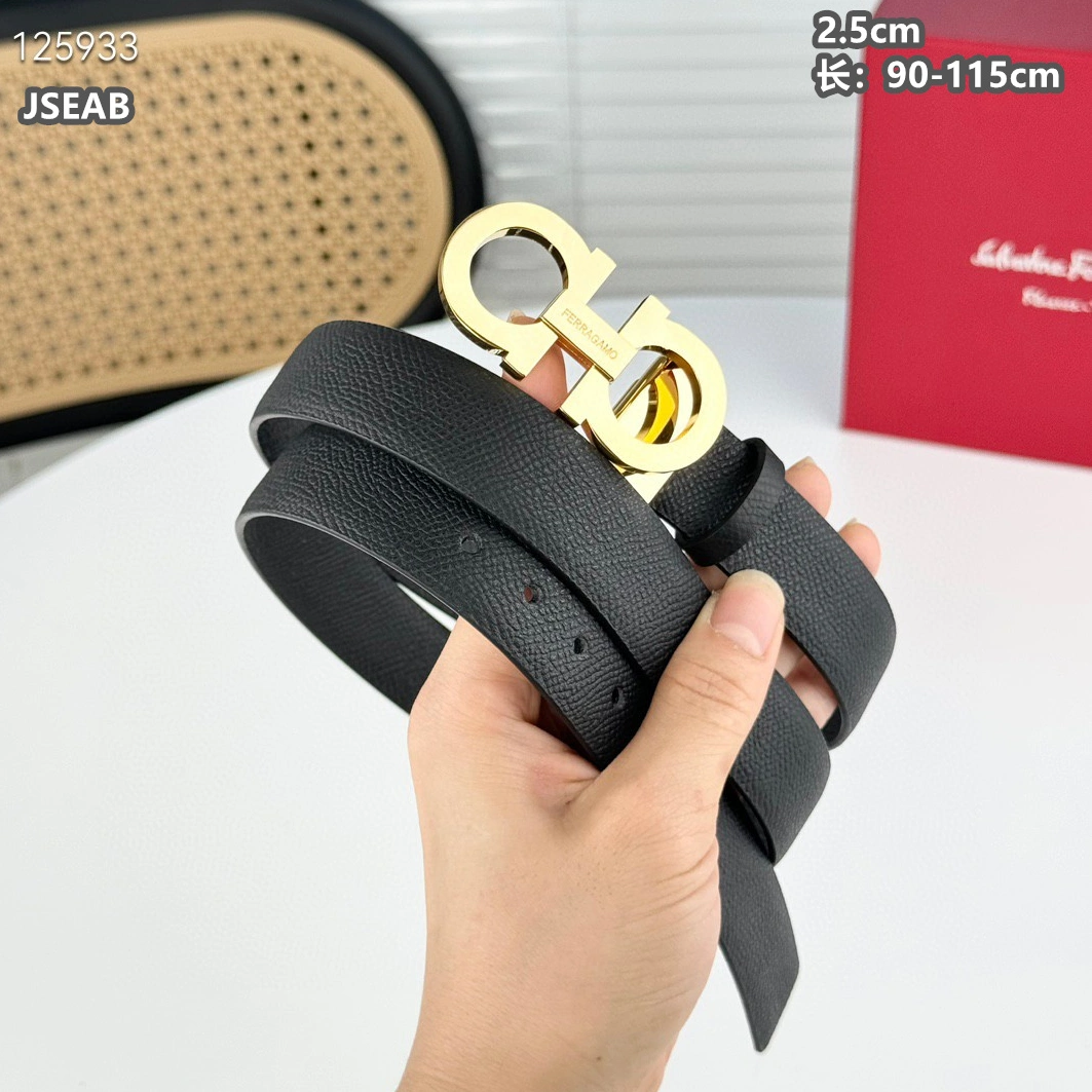 Salvatore Ferragamo AAA Quality Belts For Women Minimalist 1274