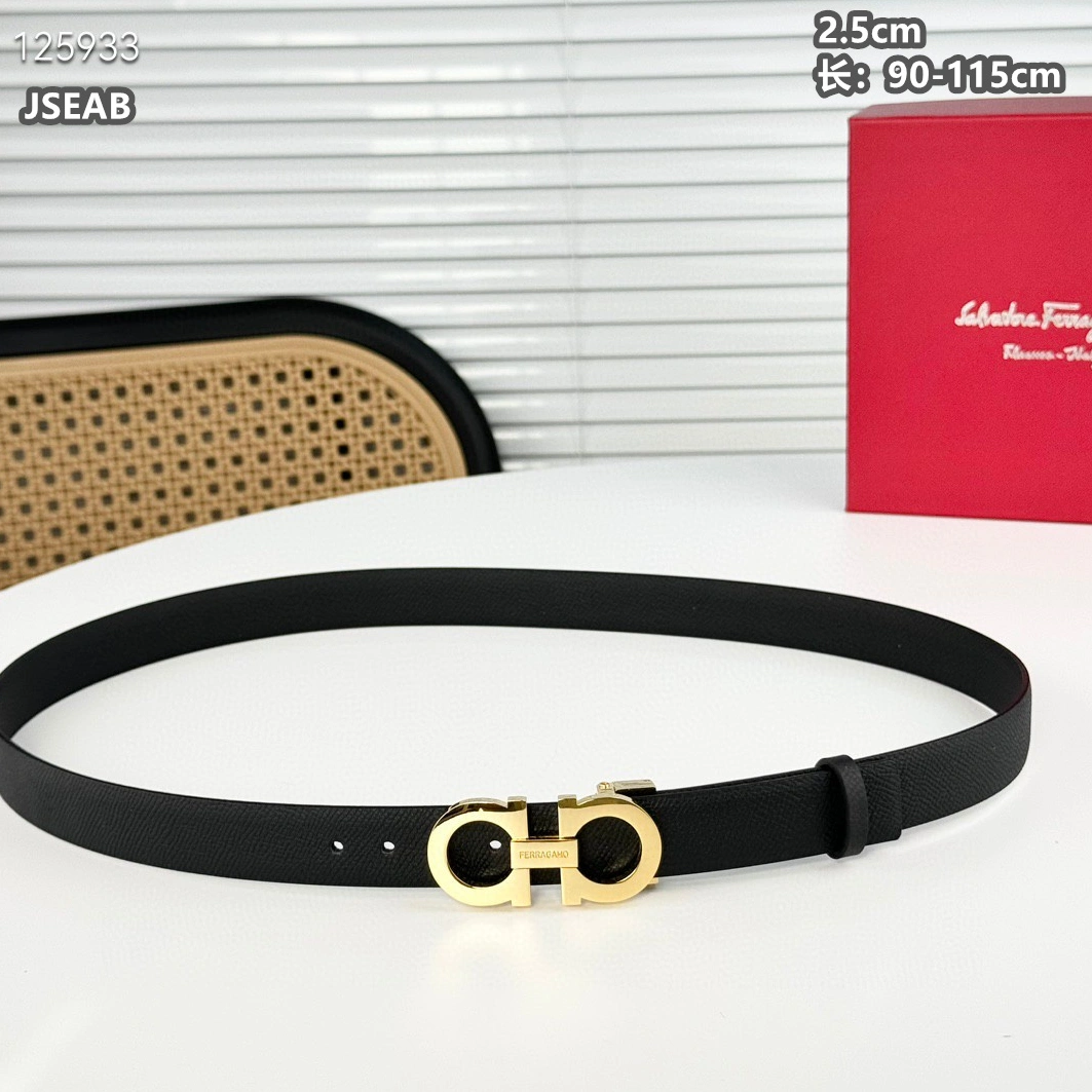 Salvatore Ferragamo AAA Quality Belts For Women Minimalist 1274