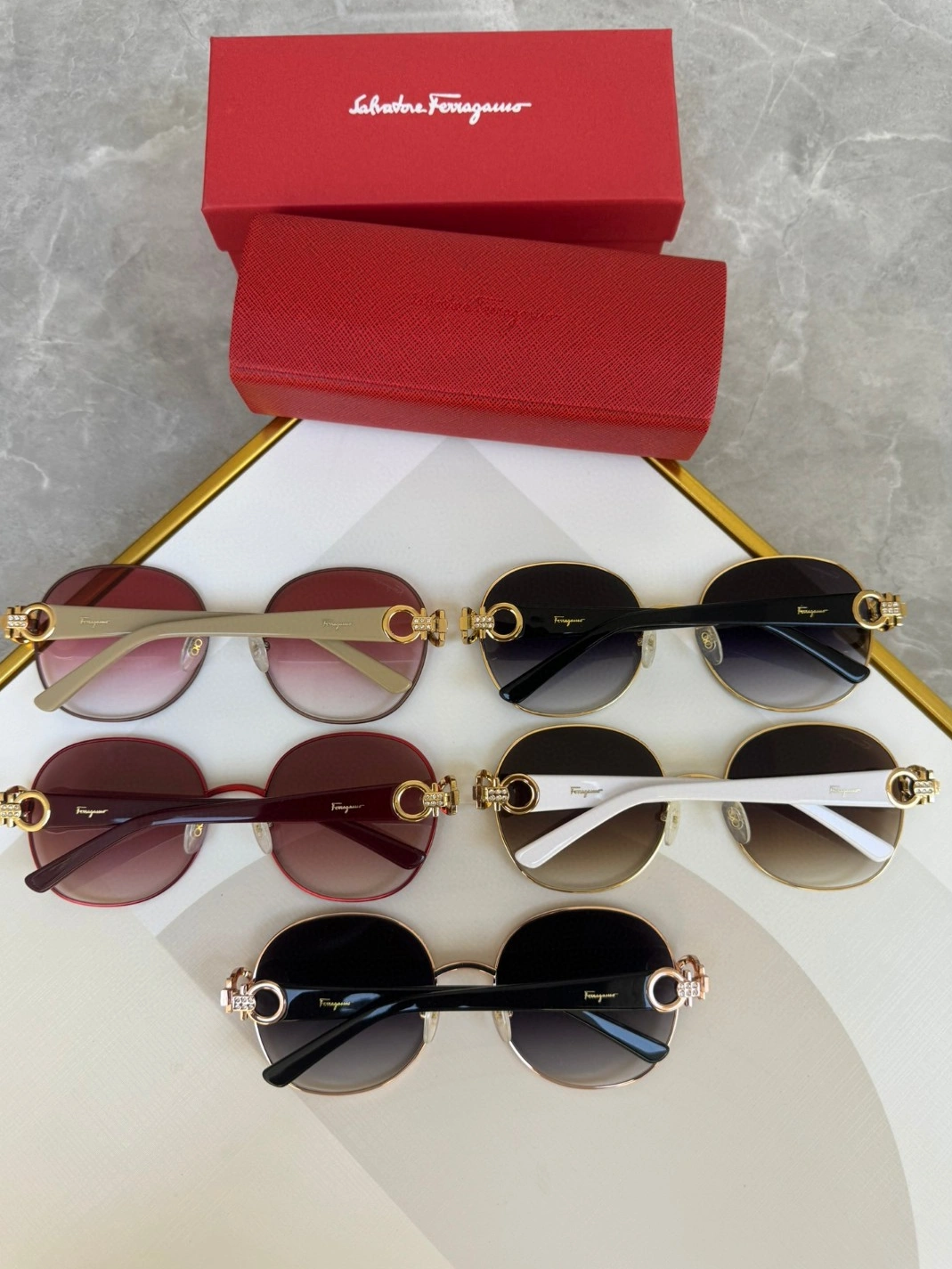 Salvatore Ferragamo AAA Quality Sunglasses Flexible 8213