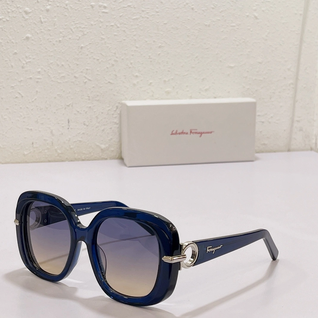 Salvatore Ferragamo AAA Quality Sunglasses GoodFit 7626