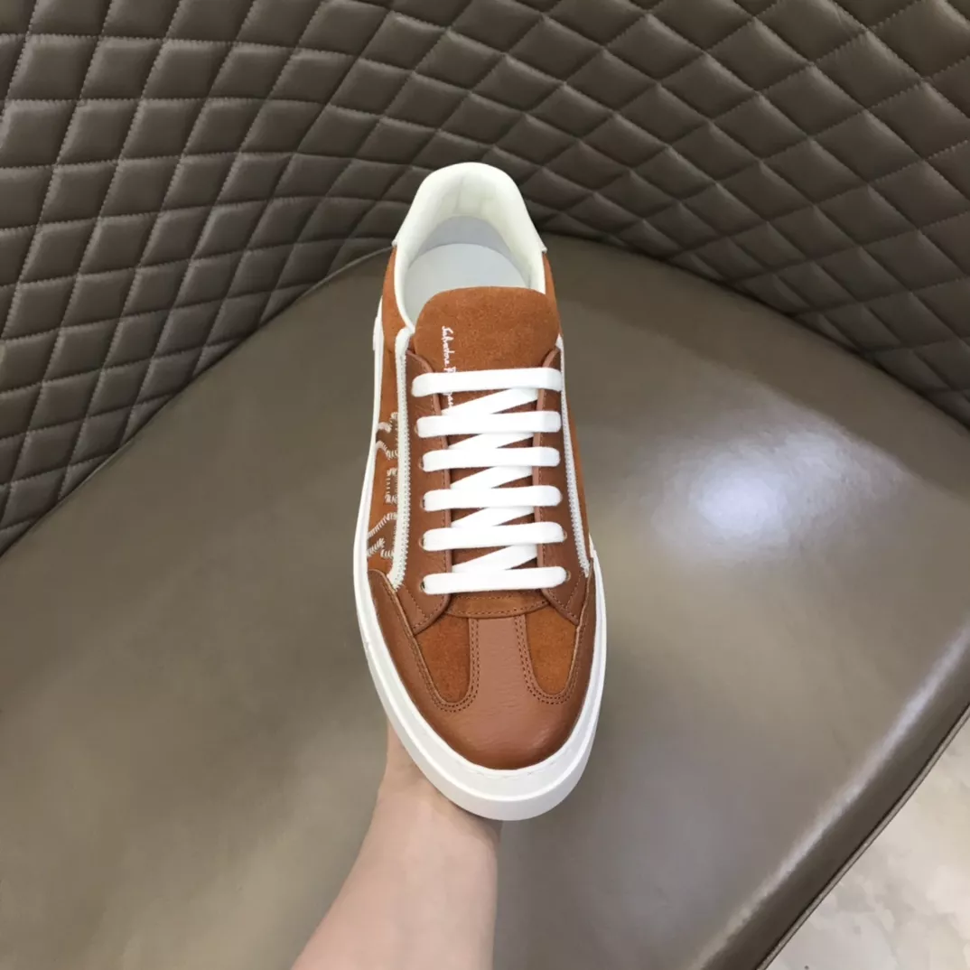 Salvatore Ferragamo Casual Shoes For Men Classic 5565