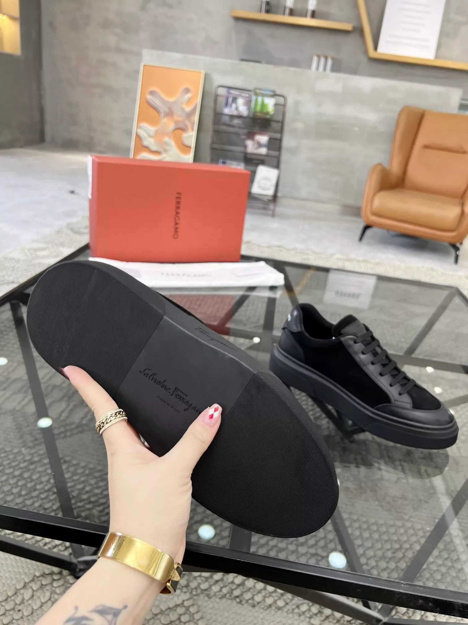 Salvatore Ferragamo Casual Shoes For Men Classic 8713