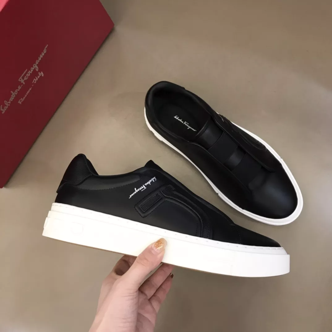 Salvatore Ferragamo Casual Shoes For Men Compact 5674
