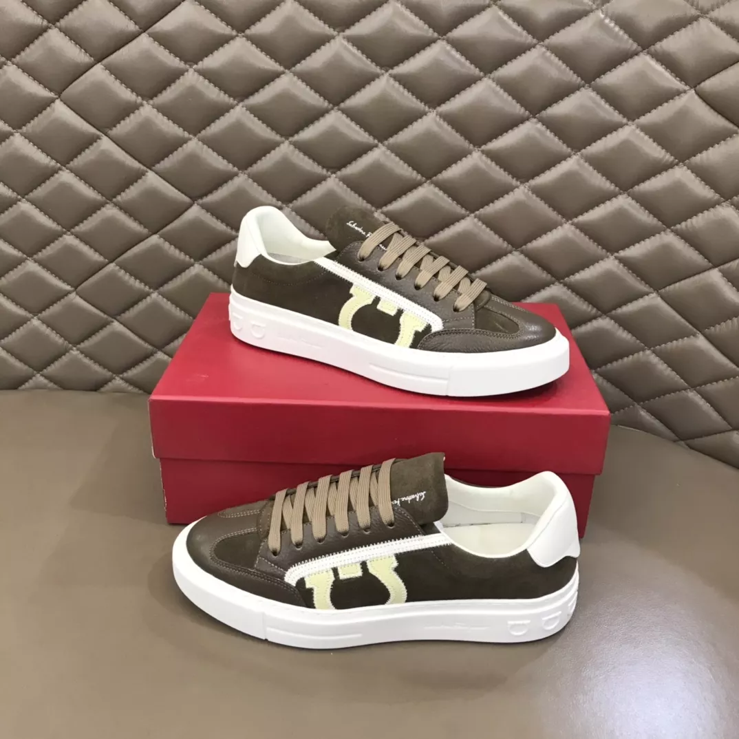 Salvatore Ferragamo Casual Shoes For Men Minimalist 5016