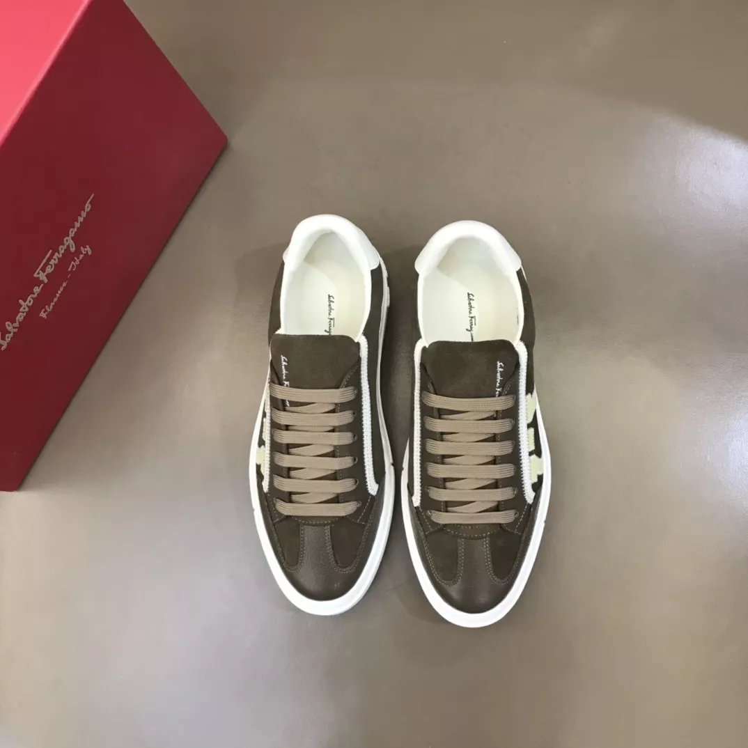 Salvatore Ferragamo Casual Shoes For Men Minimalist 5016