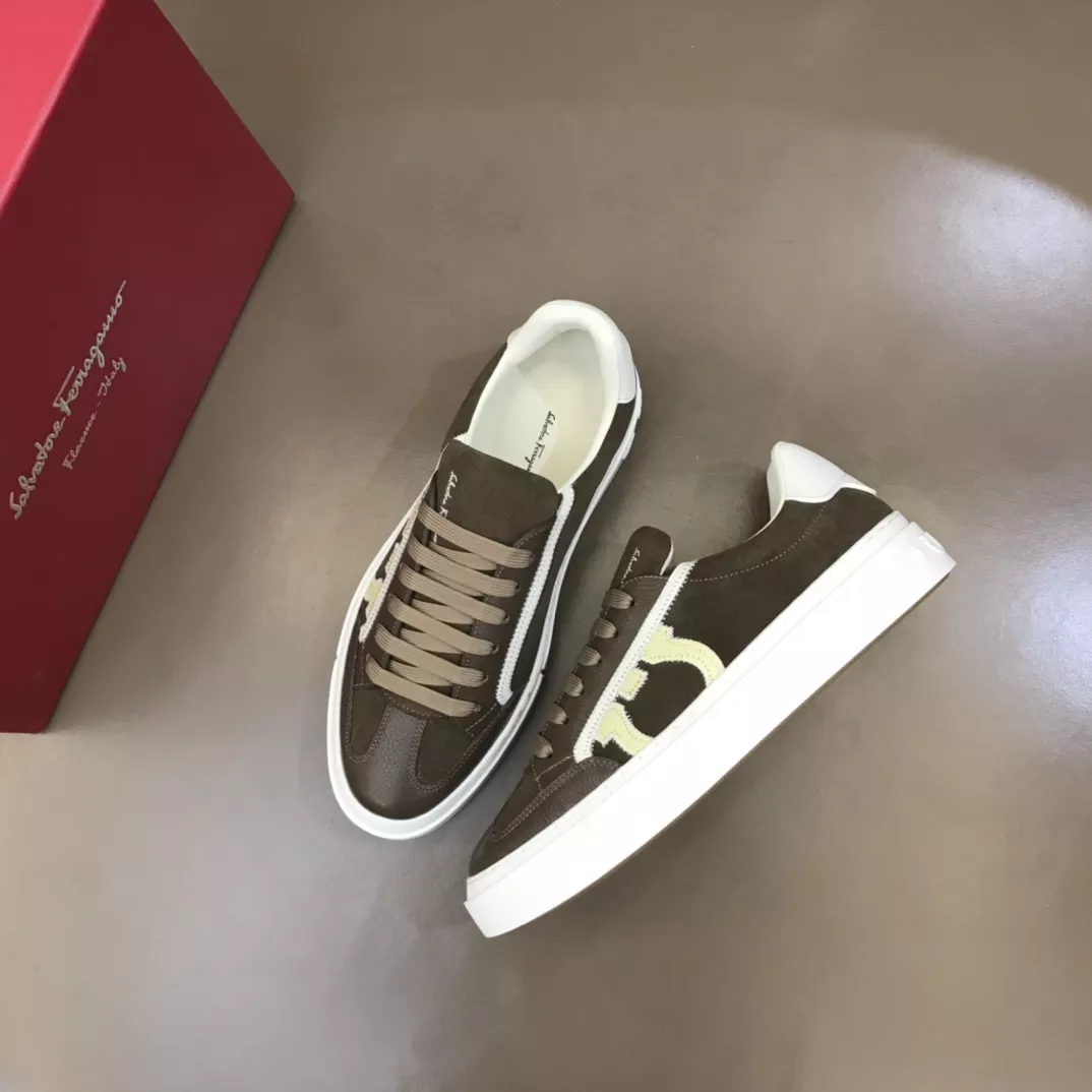 Salvatore Ferragamo Casual Shoes For Men Minimalist 5016