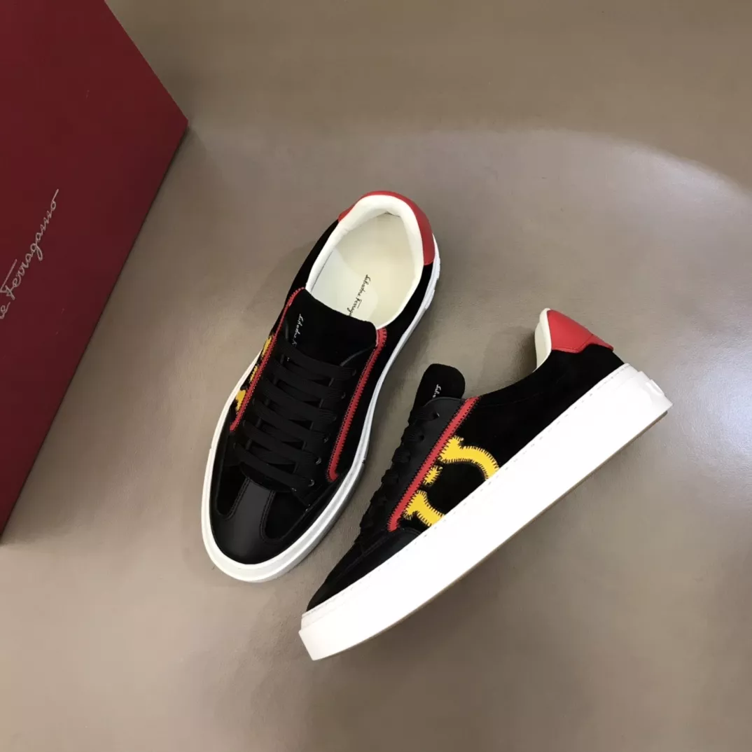 Salvatore Ferragamo Casual Shoes For Men Minimalist 7895