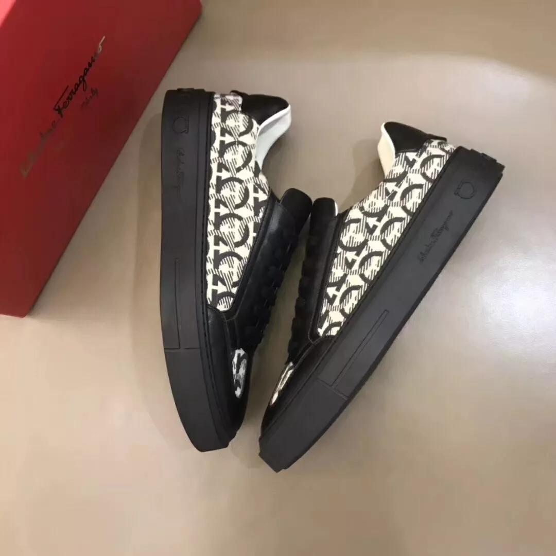 Salvatore Ferragamo Casual Shoes For Men Stylish 6176