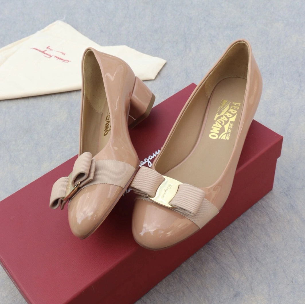 Salvatore Ferragamo Flat Shoes For Women Breathable 2973