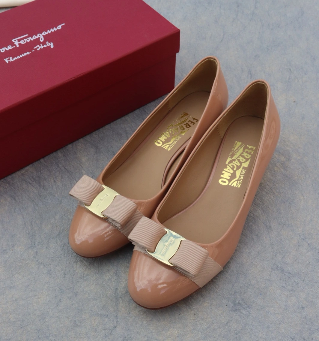 Salvatore Ferragamo Flat Shoes For Women Breathable 2973