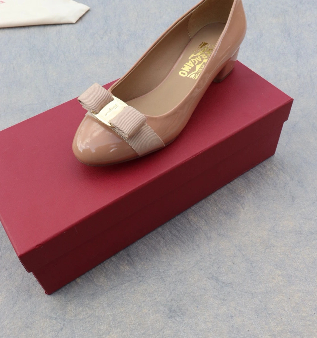 Salvatore Ferragamo Flat Shoes For Women Breathable 2973