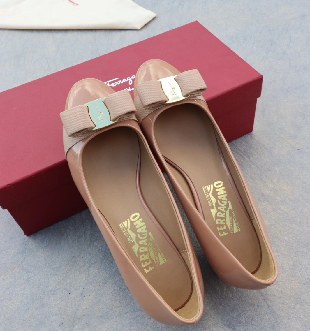 Salvatore Ferragamo Flat Shoes For Women Breathable 2973