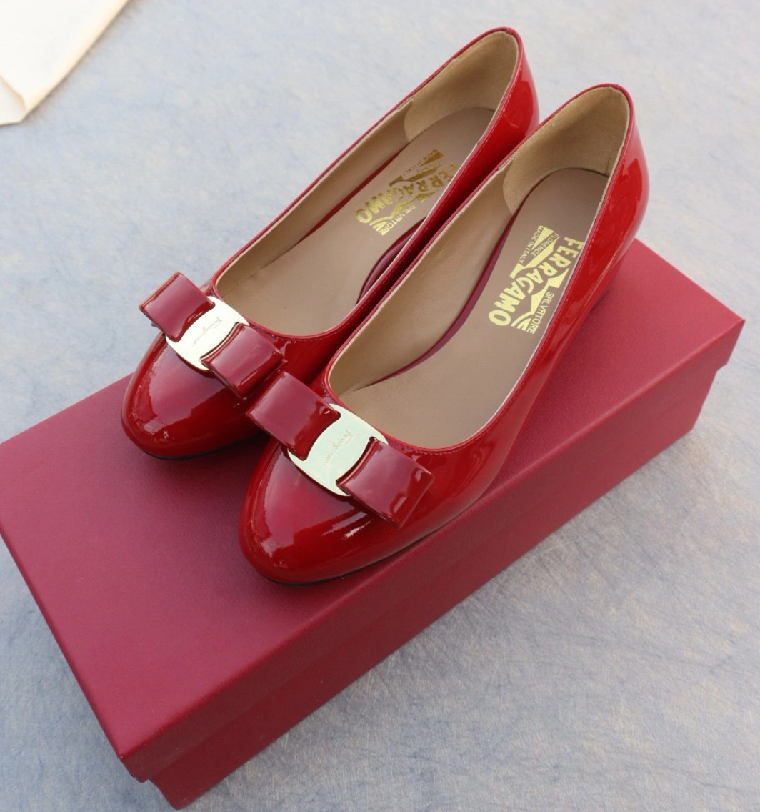 Salvatore Ferragamo Flat Shoes For Women Breathable 3115