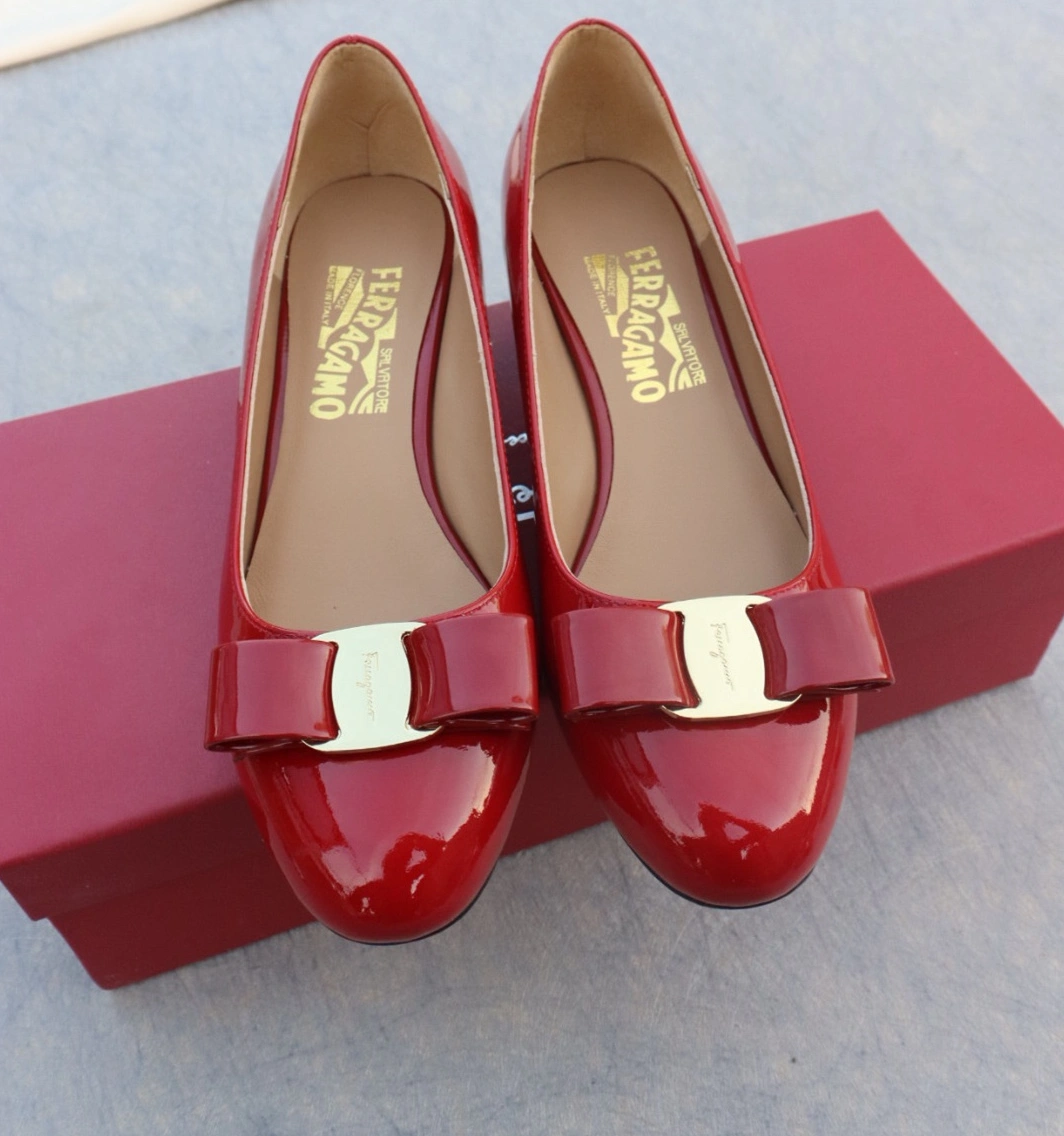 Salvatore Ferragamo Flat Shoes For Women Breathable 3115