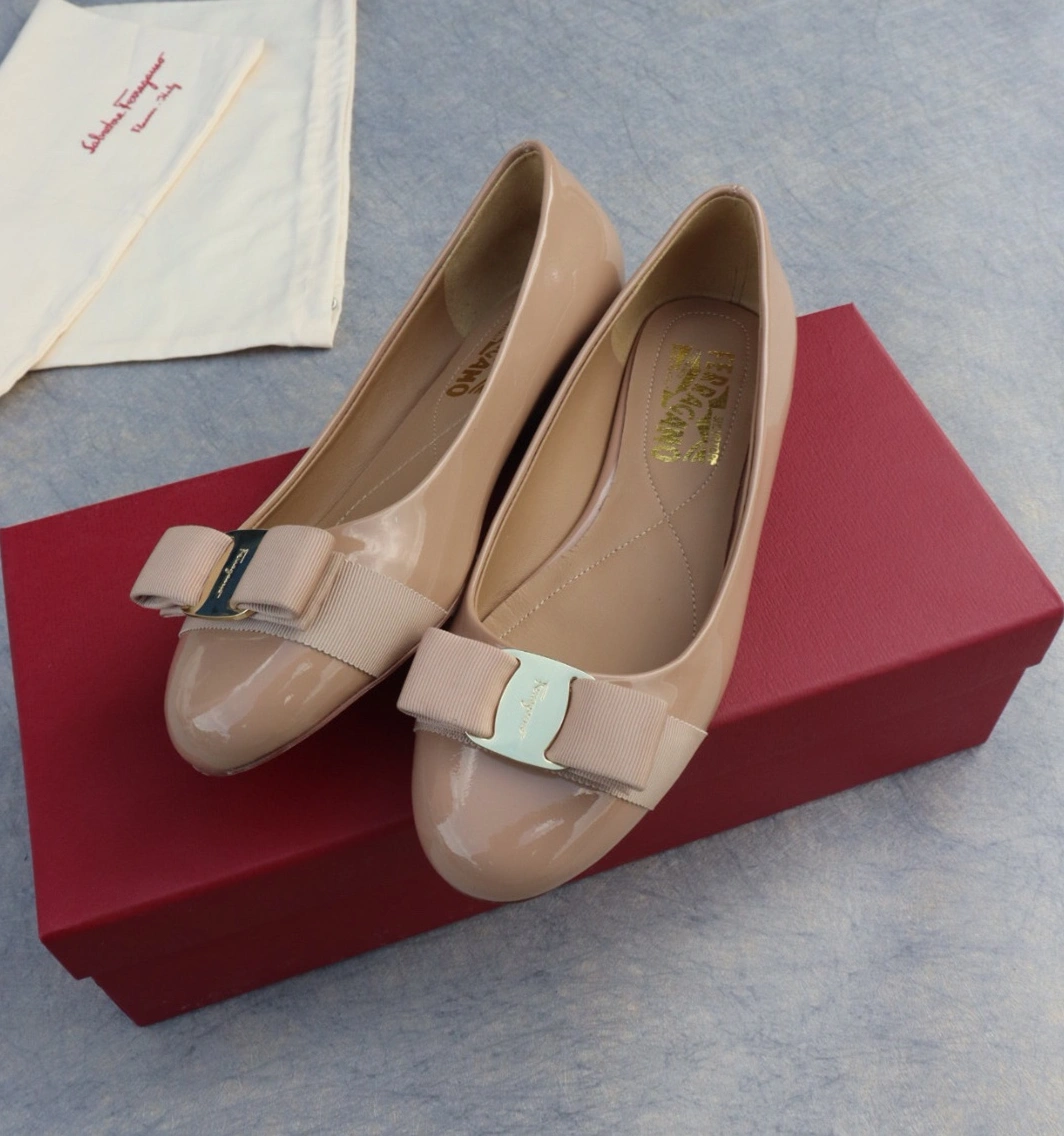 Salvatore Ferragamo Flat Shoes For Women Durable 7336