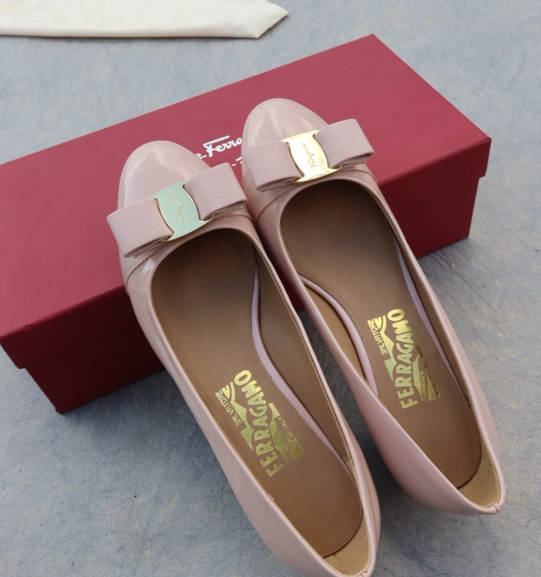 Salvatore Ferragamo Flat Shoes For Women HighQuality 1126