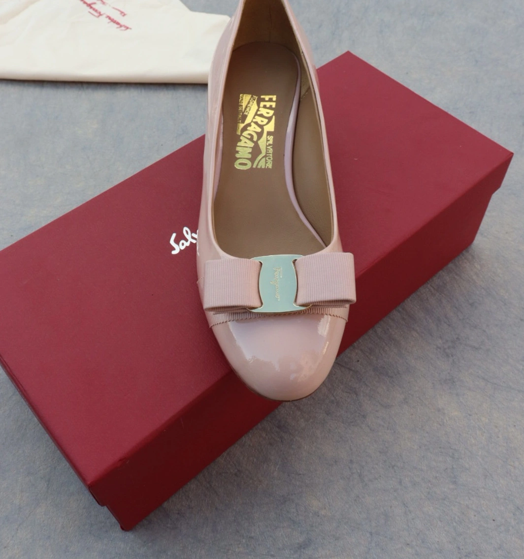 Salvatore Ferragamo Flat Shoes For Women HighQuality 1126