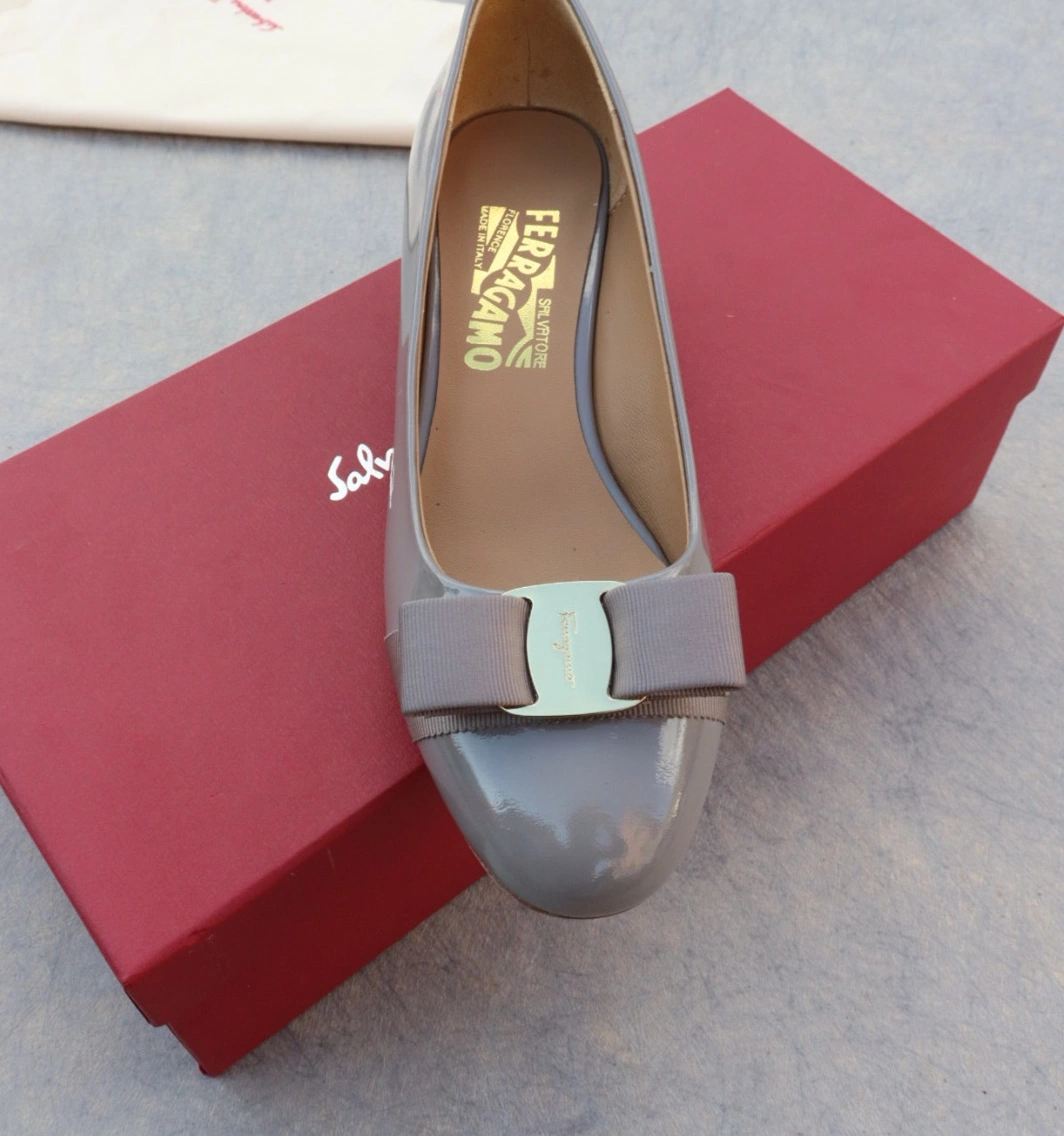 Salvatore Ferragamo Flat Shoes For Women HighQuality 7930