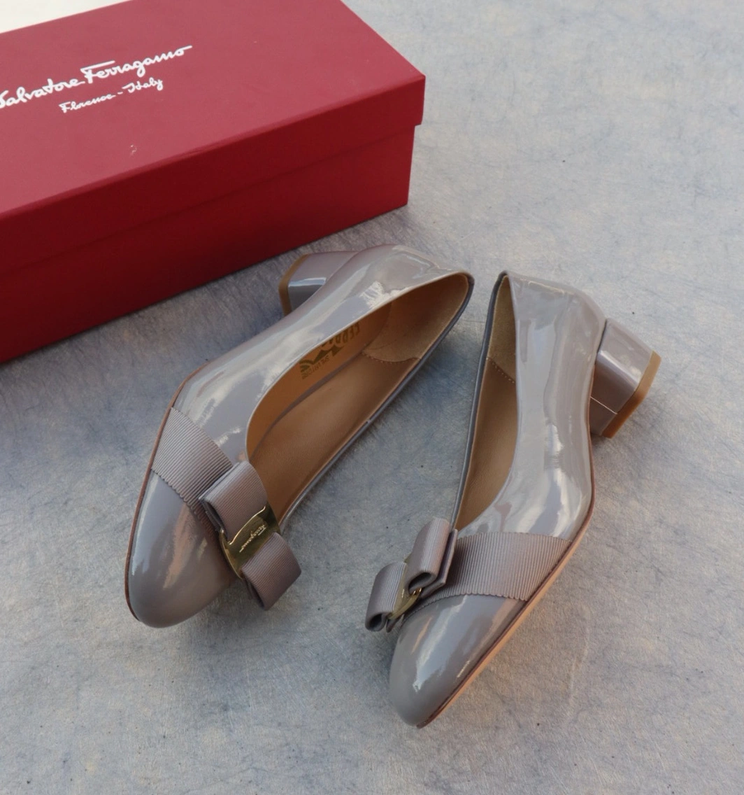 Salvatore Ferragamo Flat Shoes For Women HighQuality 7930