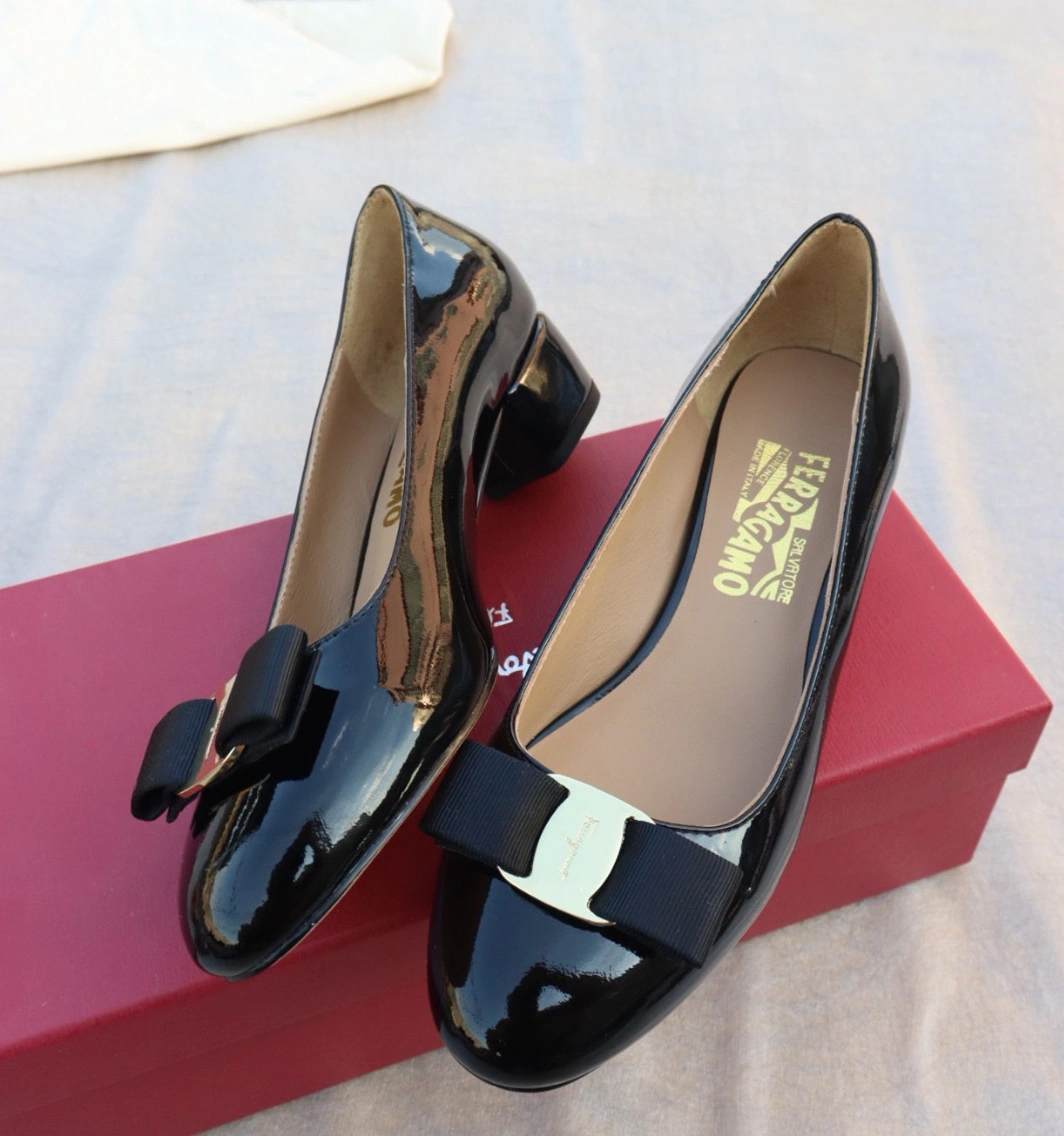 Salvatore Ferragamo Flat Shoes For Women Lightweight 7656