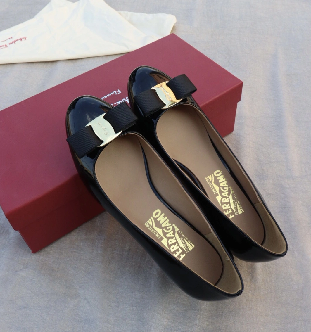 Salvatore Ferragamo Flat Shoes For Women Lightweight 7656