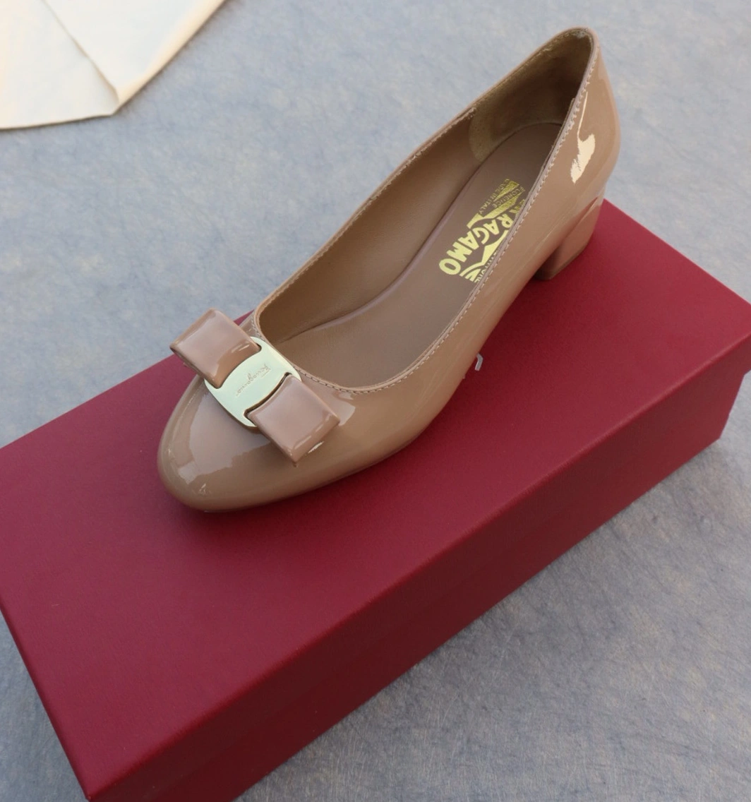 Salvatore Ferragamo Flat Shoes For Women Lightweight 9720