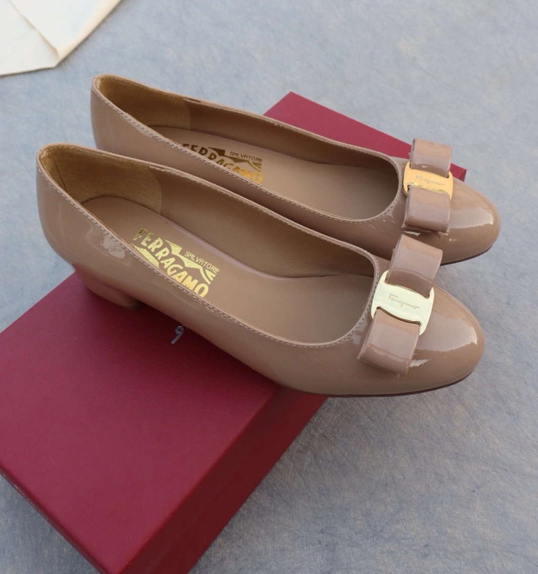 Salvatore Ferragamo Flat Shoes For Women Lightweight 9720