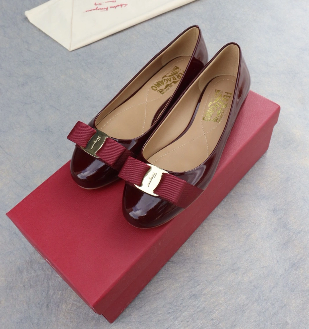 Salvatore Ferragamo Flat Shoes For Women ModernLook 256