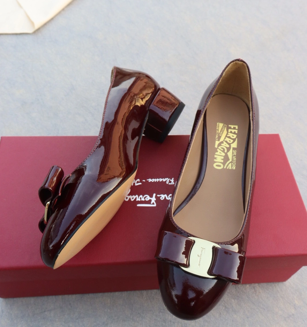 Salvatore Ferragamo Flat Shoes For Women Popular 2024