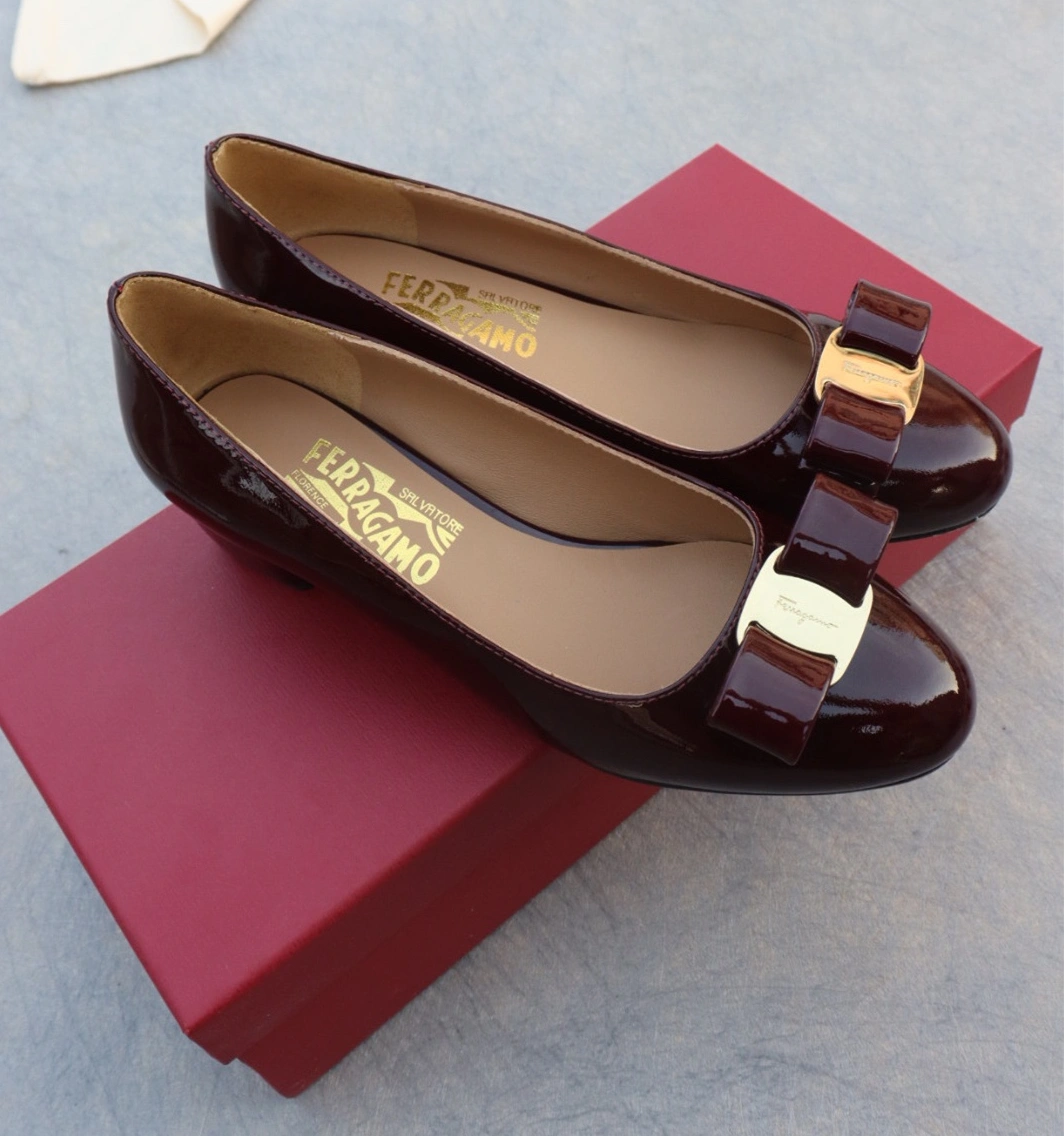Salvatore Ferragamo Flat Shoes For Women Popular 2024