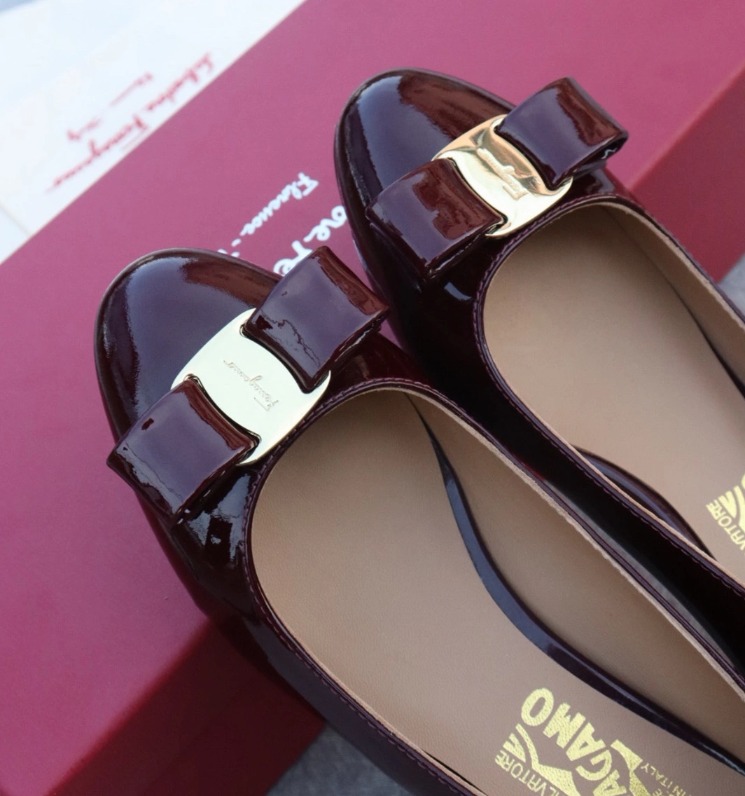 Salvatore Ferragamo Flat Shoes For Women Popular 2024