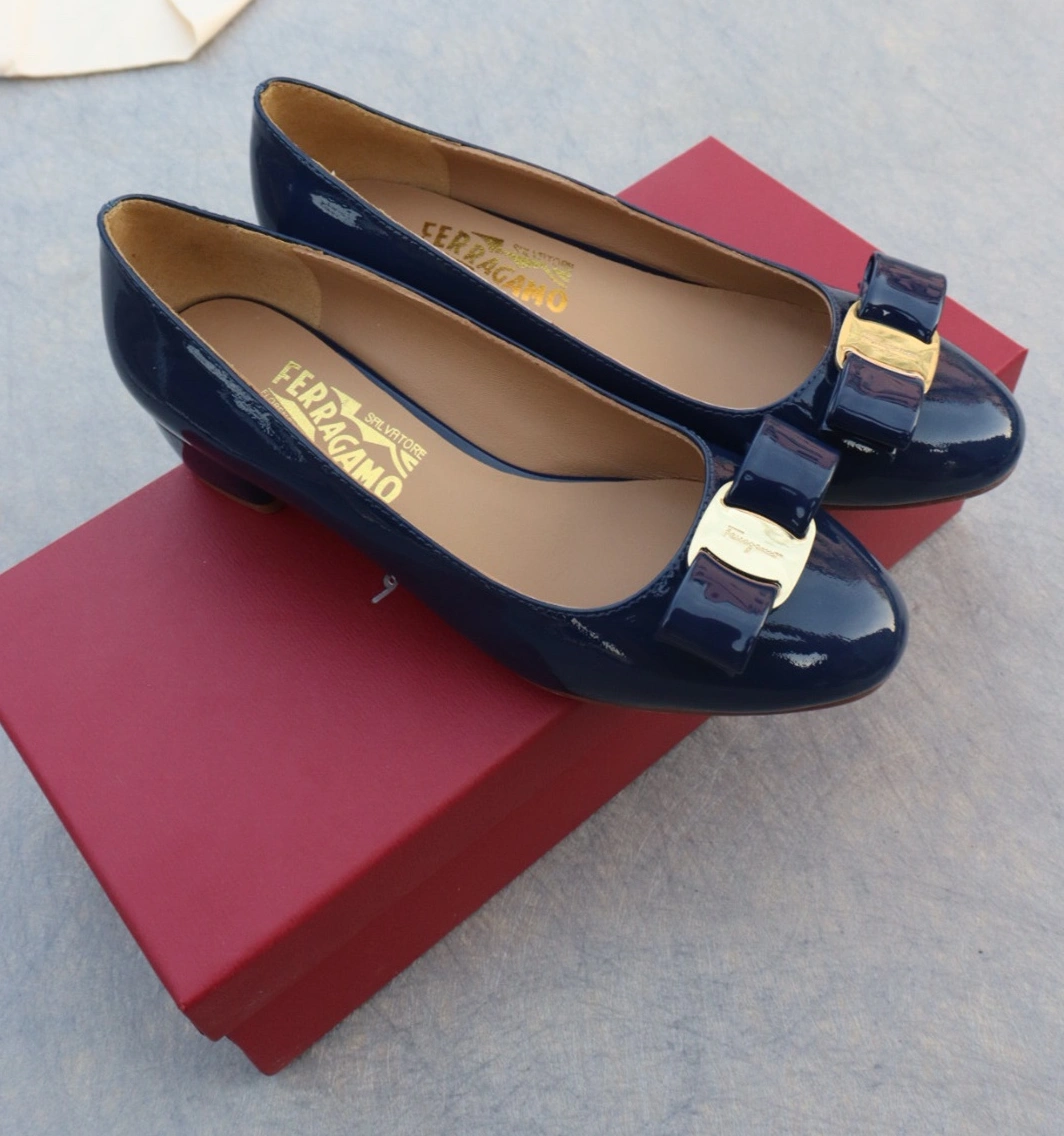 Salvatore Ferragamo Flat Shoes For Women Sleek 8475