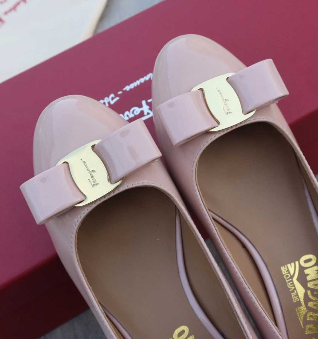 Salvatore Ferragamo Flat Shoes For Women SportInspired 3008