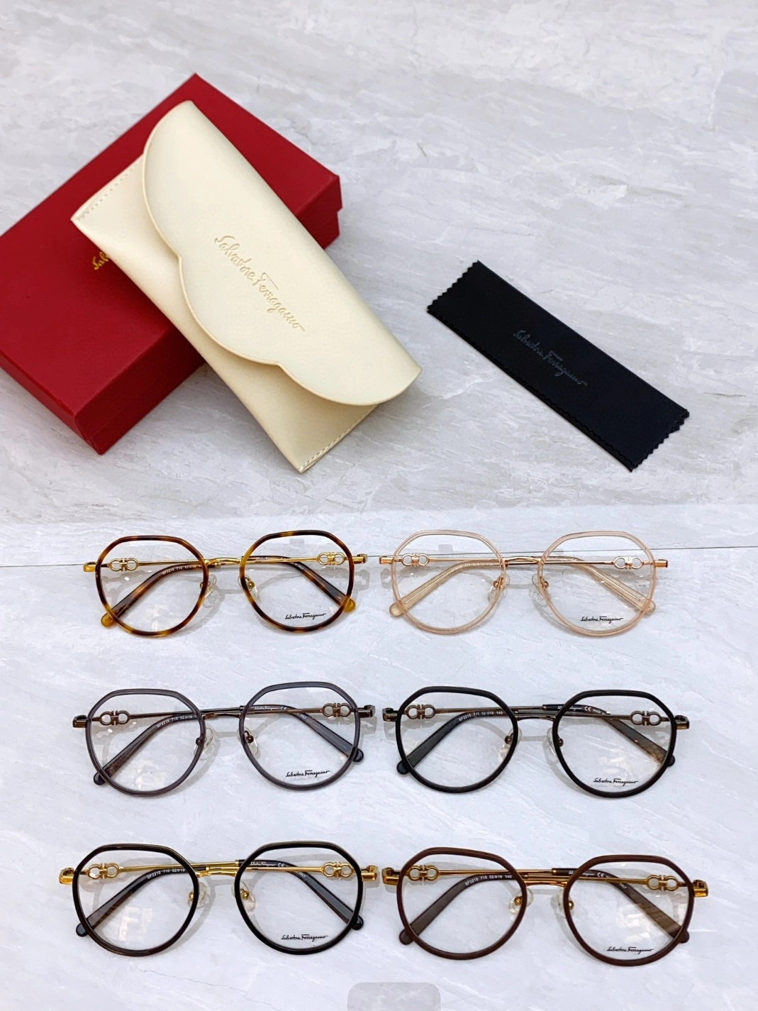 Salvatore Ferragamo Goggles Bold 8362