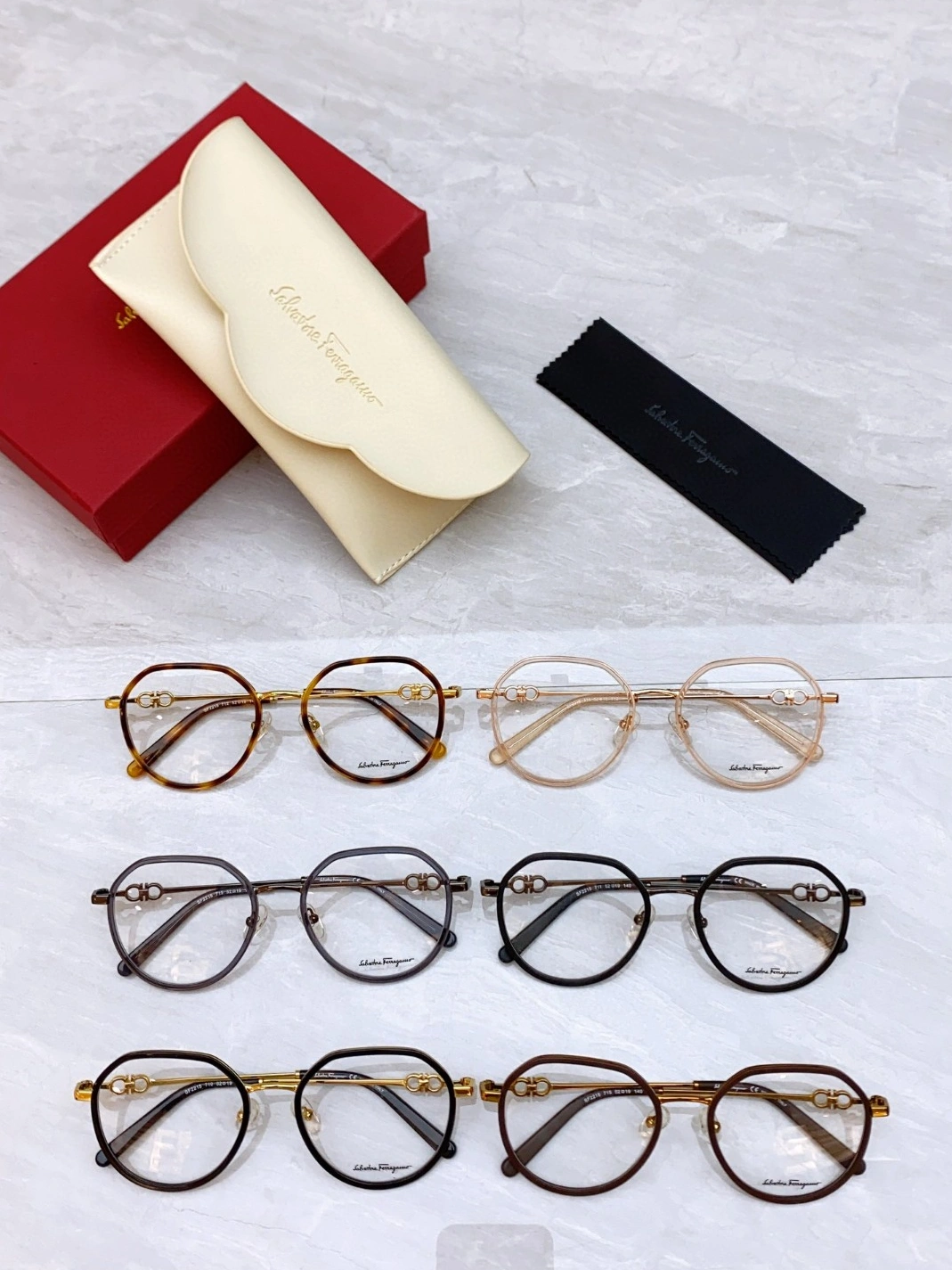 Salvatore Ferragamo Goggles Lightweight 9983