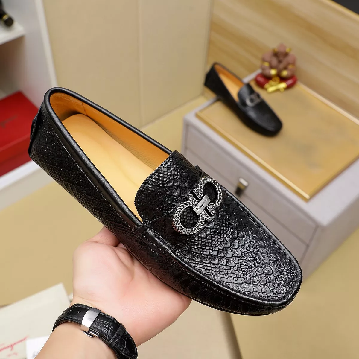 Salvatore Ferragamo Leather Shoes For Men Affordable 7011