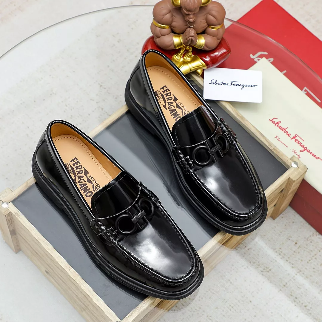 Salvatore Ferragamo Leather Shoes For Men Affordable 7401