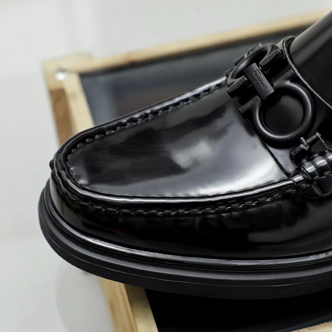 Salvatore Ferragamo Leather Shoes For Men Affordable 7401