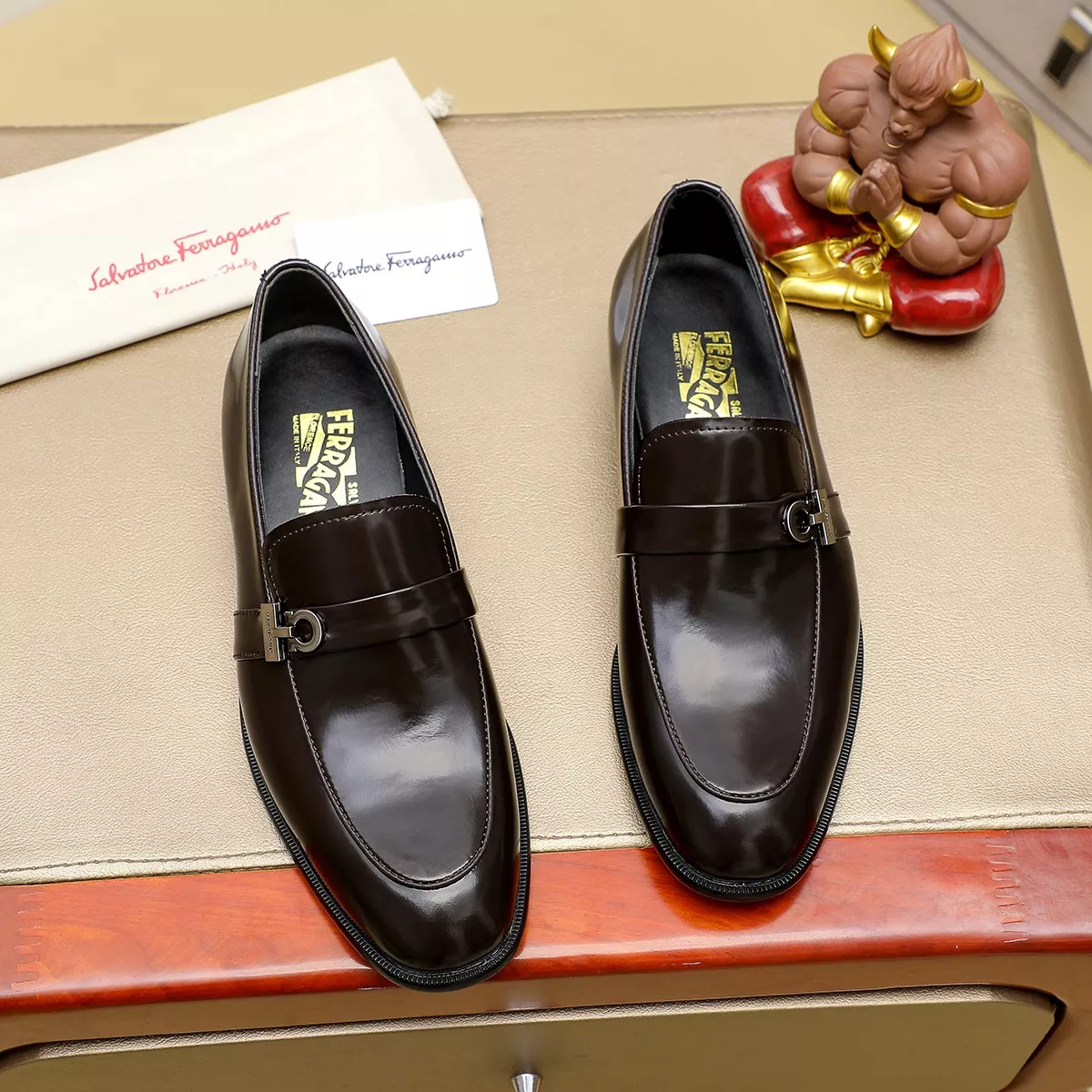 Salvatore Ferragamo Leather Shoes For Men Bold 6284