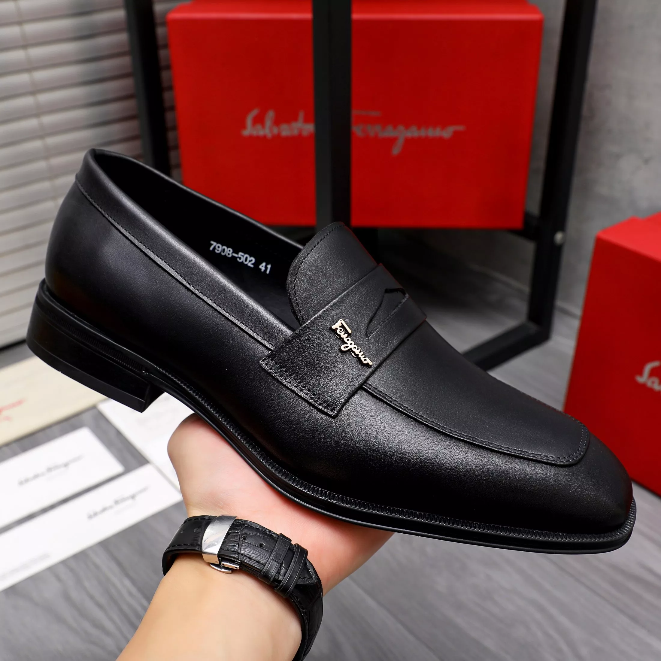 Salvatore Ferragamo Leather Shoes For Men Comfortable 7670