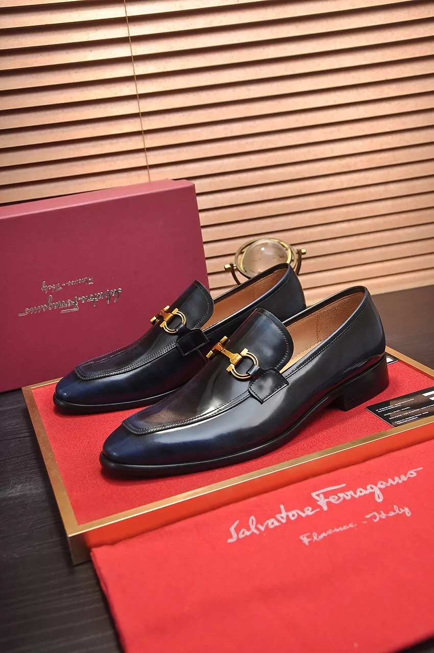Salvatore Ferragamo Leather Shoes For Men Durable 2123