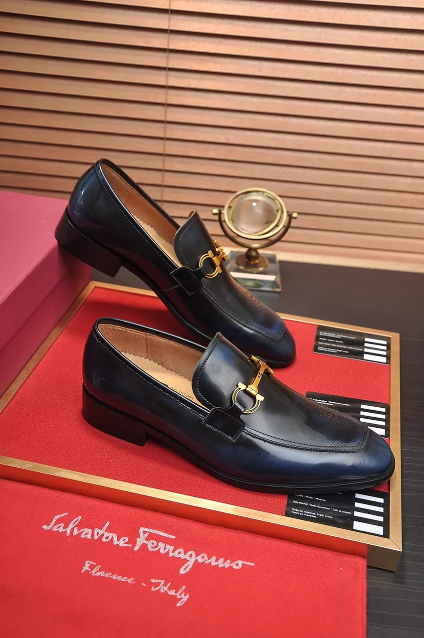 Salvatore Ferragamo Leather Shoes For Men Durable 2123