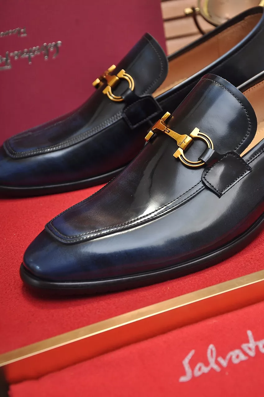 Salvatore Ferragamo Leather Shoes For Men Durable 2123
