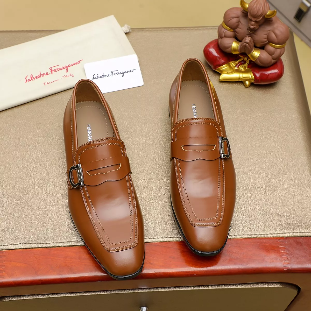 Salvatore Ferragamo Leather Shoes For Men EasyMatch 5133