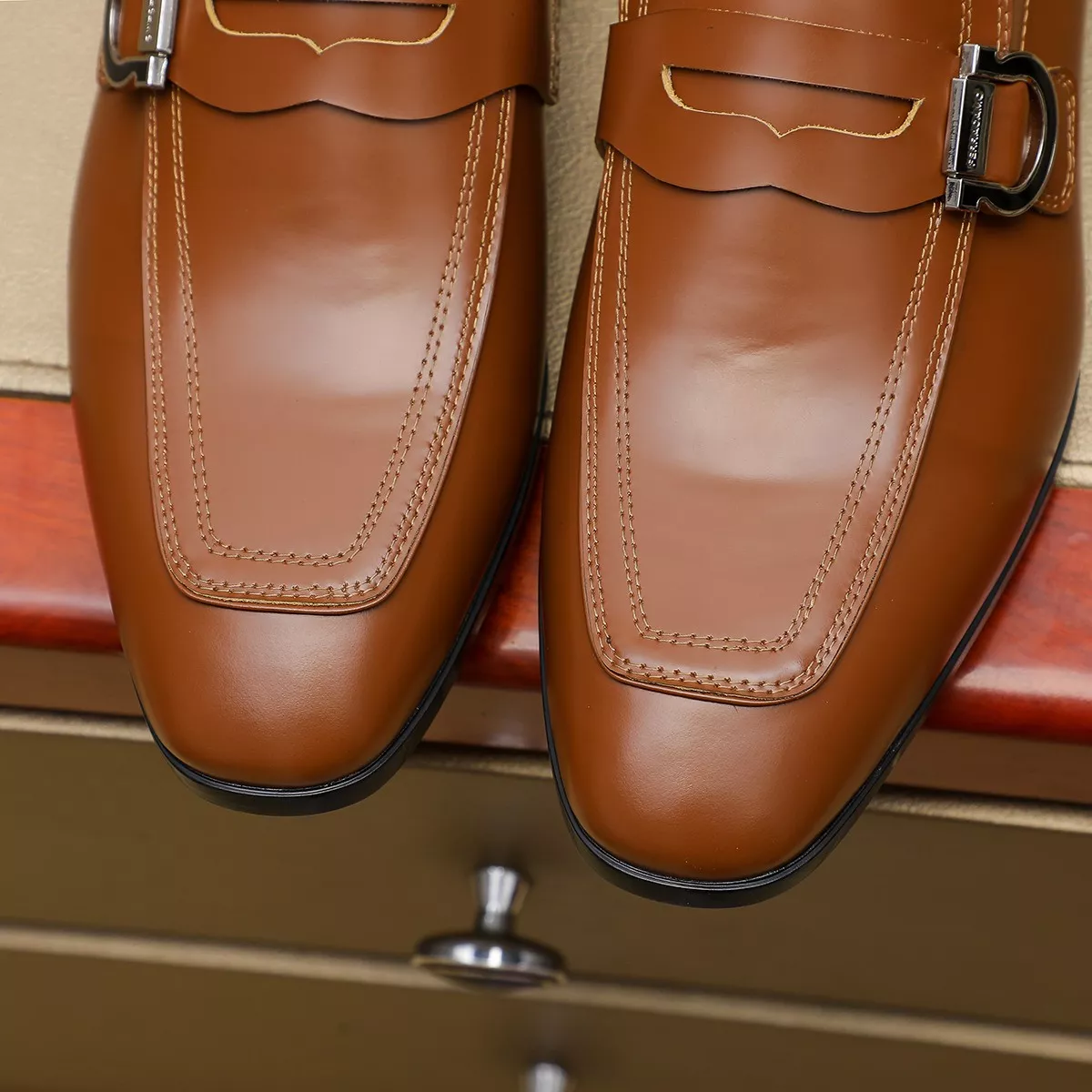Salvatore Ferragamo Leather Shoes For Men EasyMatch 5133